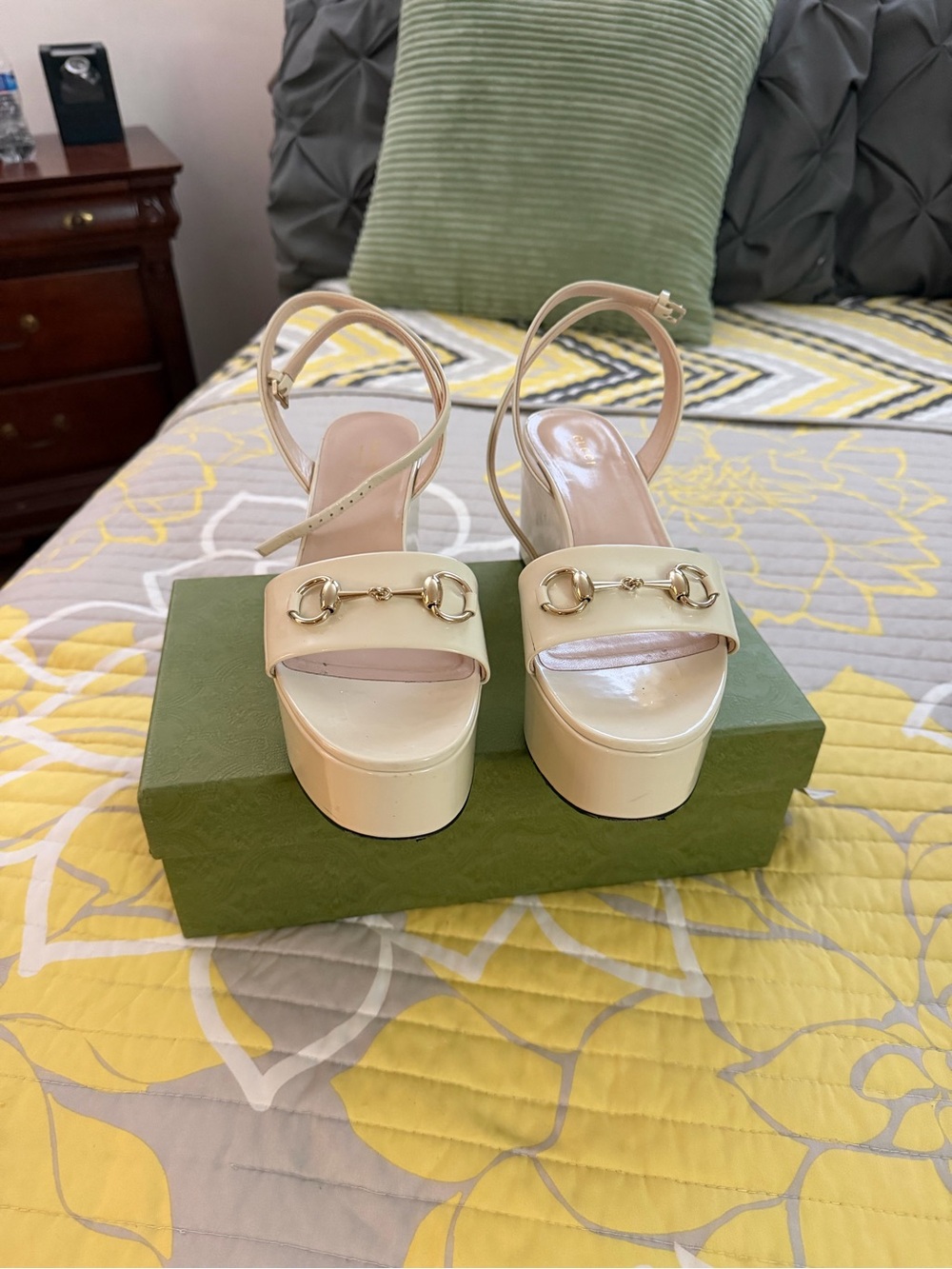 Gucci Cream Platform Sandals with Gold Horsebit